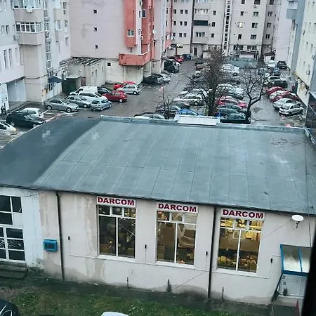 Appartamento Garsoniera Centru Pietonal Târgu Jiu Esterno foto